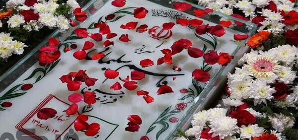 عکس قبر های شیشه ای
