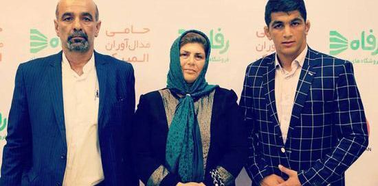 عکس مادر حسن یزدانی