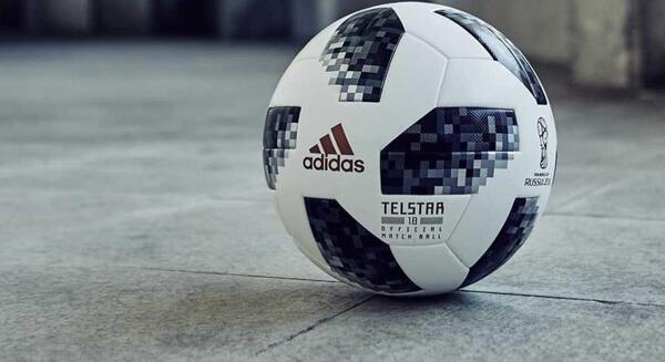 عکس توپ فوتبال حرفه ای