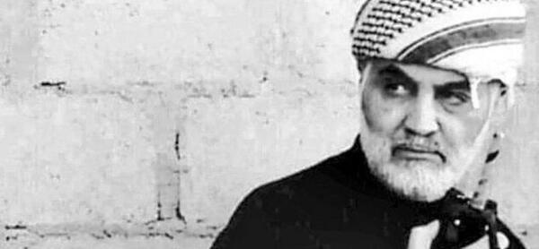 عکس سیاه سفید سردار سلیمانی