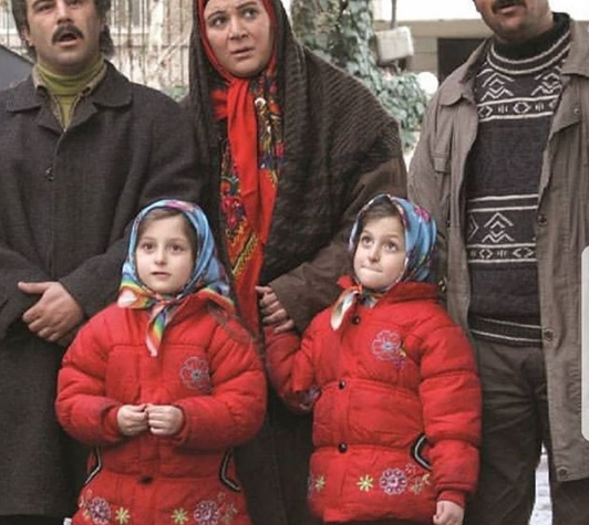 عکس سارا و نیکا در پایتخت یک