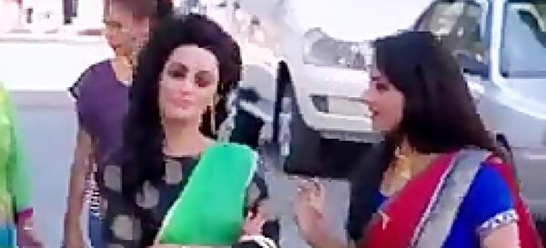 عکس پشت صحنه خنده دار زبان عشق