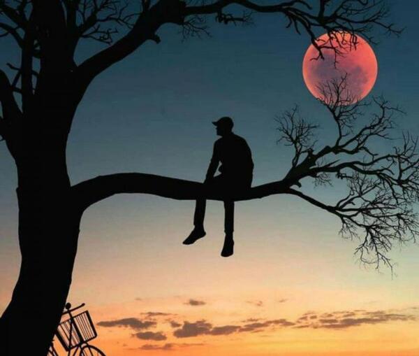مفهومی عکس پروفایل غمگین پسرانه بدون متن