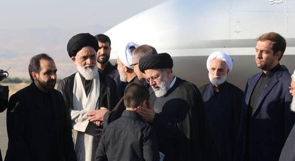 عکس لبخند رئیسی