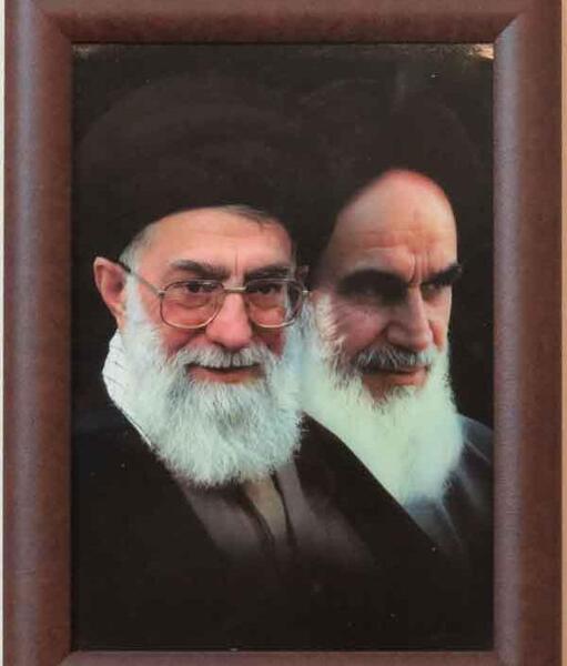 عکس گوشی خامنه ای