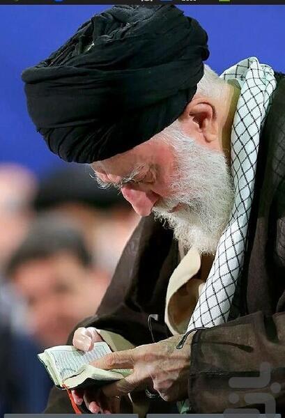 عکس گوشی خامنه ای