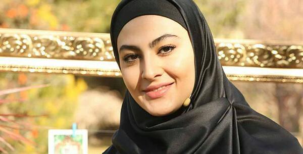 عکس با حجاب مریم مومن