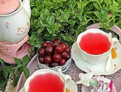 عکس چای دونفره در طبیعت