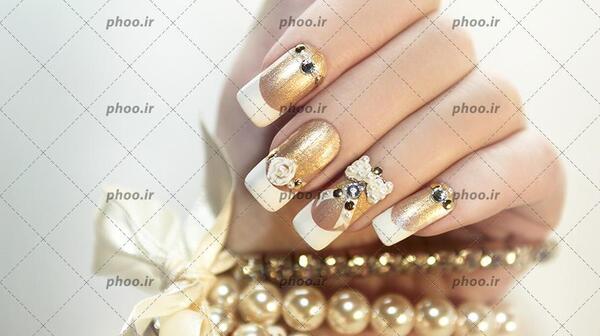 عکس ناخن طلایی