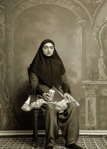 عکس دخترانه ایرانی ژست