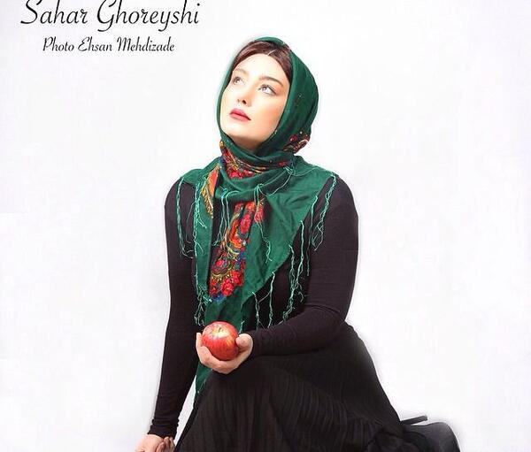 عکس آتلیه با حجاب