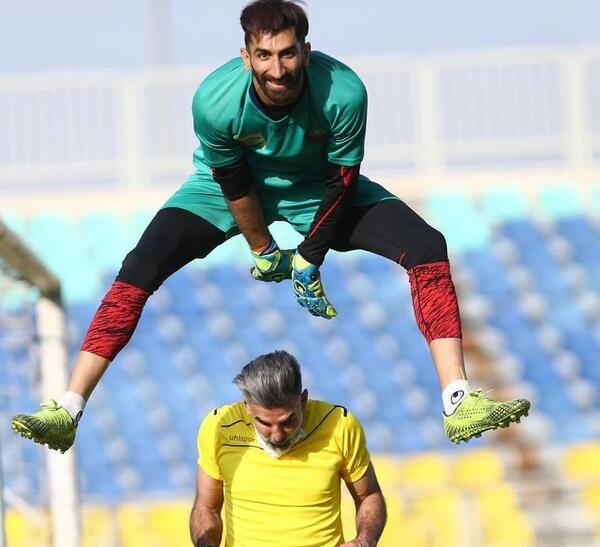 عکس عقاب فوتبال