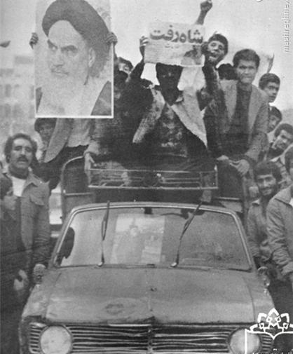 عکس شاه در حال فرار