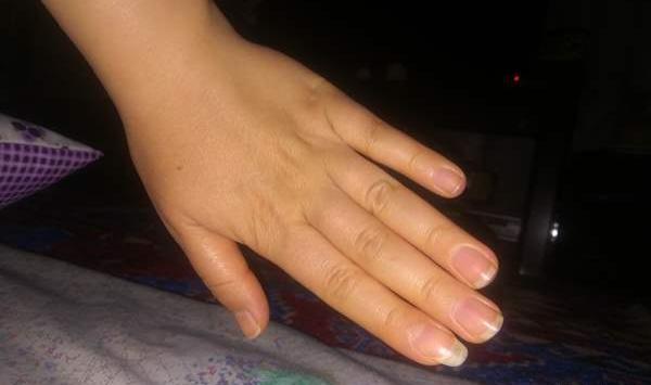 عکس دست نی نی سایت