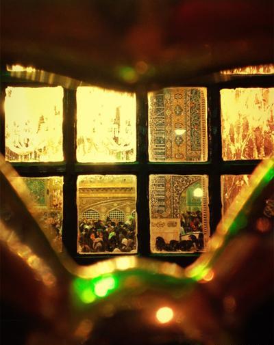 عکس حرم امام رضا و پنجره فولاد