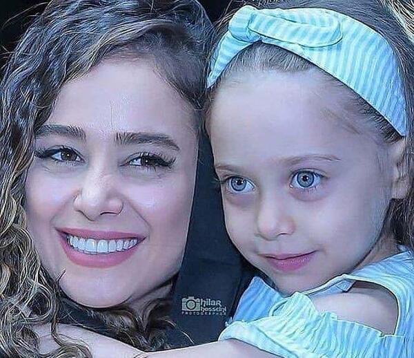 عکس مادر ساحل بکرانی