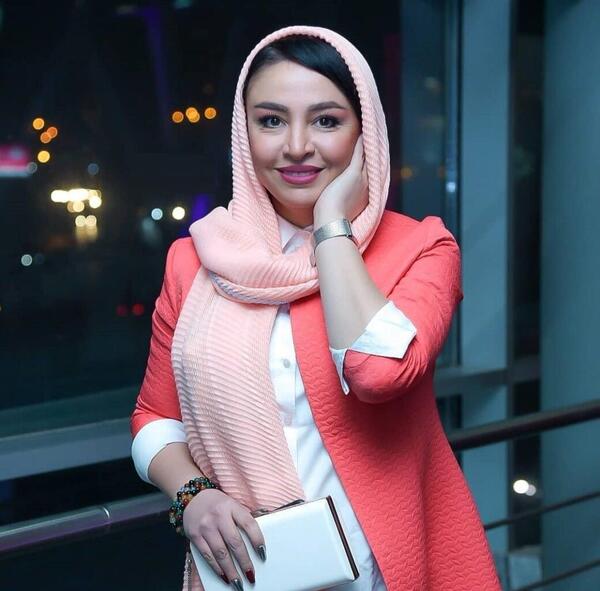 عکس زن جواد عزتی