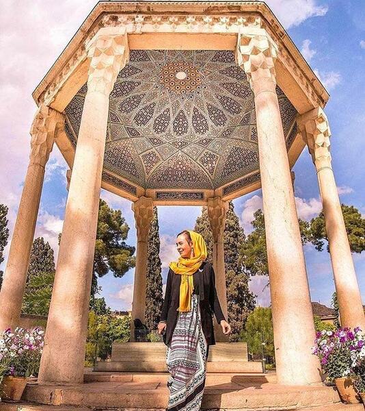 عکس مقبره ی حافظ