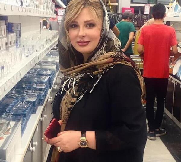 عکس ساعت نیوشا ضیغمی