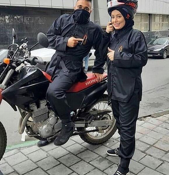 عکس موتور سواری عاشقانه