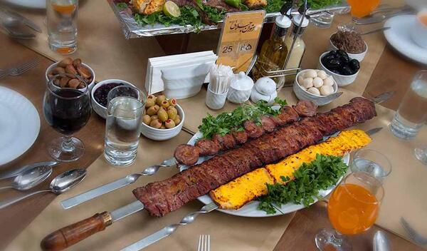 عکس چلو کباب در رستوران