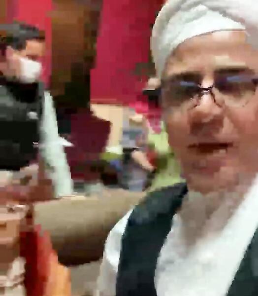 عکس پشت صحنه ی کلبه ی عمو پورنگ خنده دار