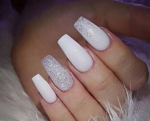 عکس ناخن رنگ سفید