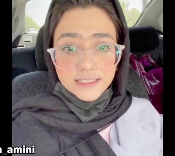 عکس پشت صحنه کلیپ سرنا امینی اگه درس نخونی
