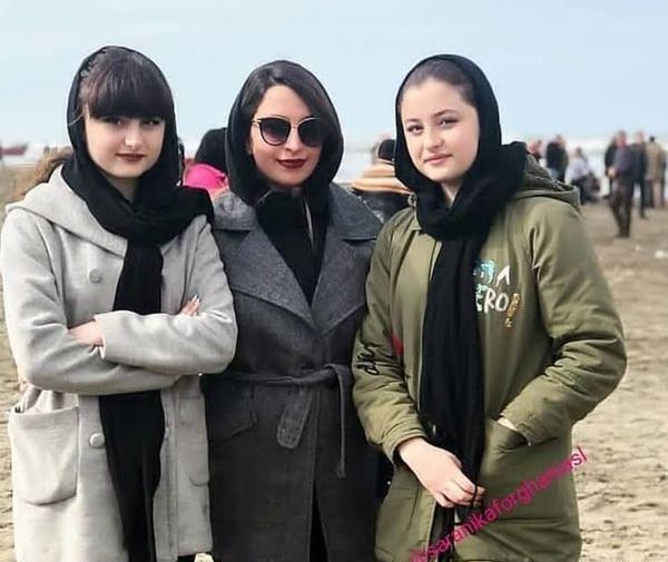 عکس سارا و نیکا در پشت صحنه