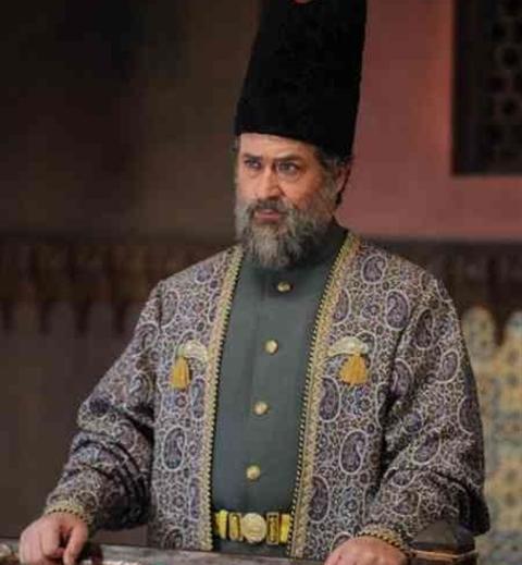 عکس نامزد محمد صادقی