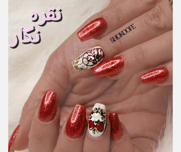 عکس آرایشگاه کاشت ناخن