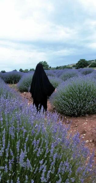 عکس فیک دخترونه در باغ