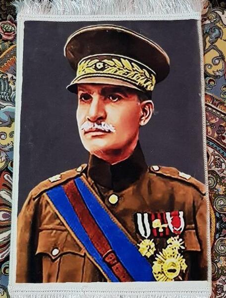 عکس رنگی رضا شاه