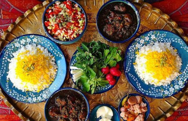 عکس از قورمه سبزی جا افتاده