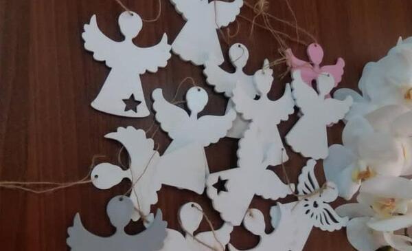 عکس فرشته چوبی