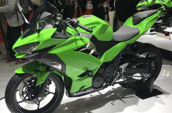 عکس موتور نینجا 300