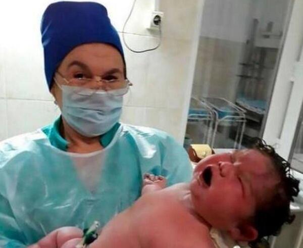 عکس بچه غول واقعی