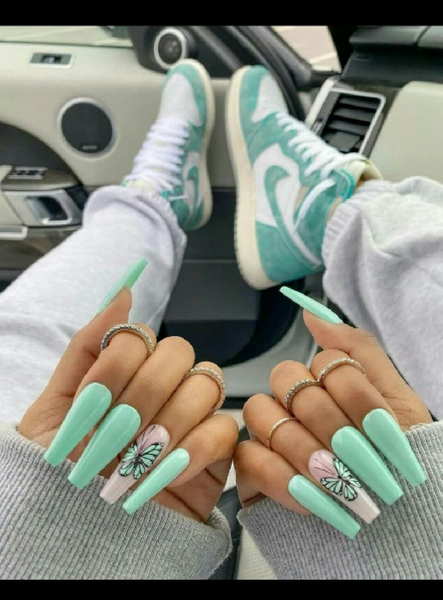 عکس ناخن نیکا فلاحی