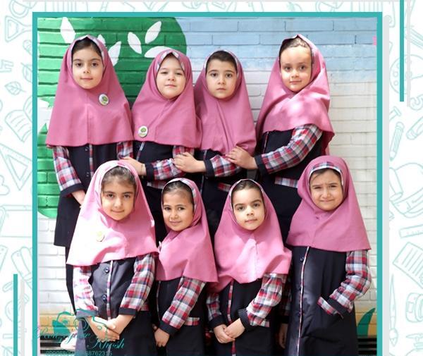 ژست عکس دخترانه دسته جمعی