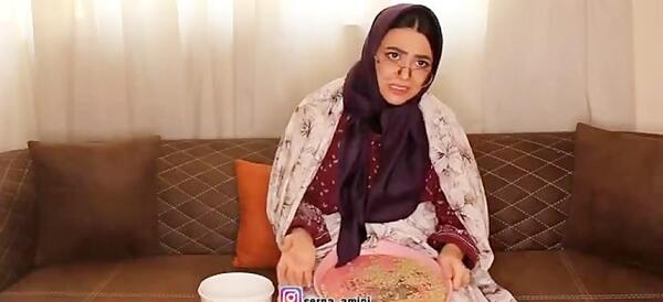عکس مادر سرنا امینی