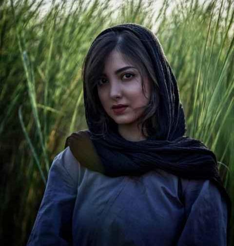 عکس مادر زیبا کرمعلی