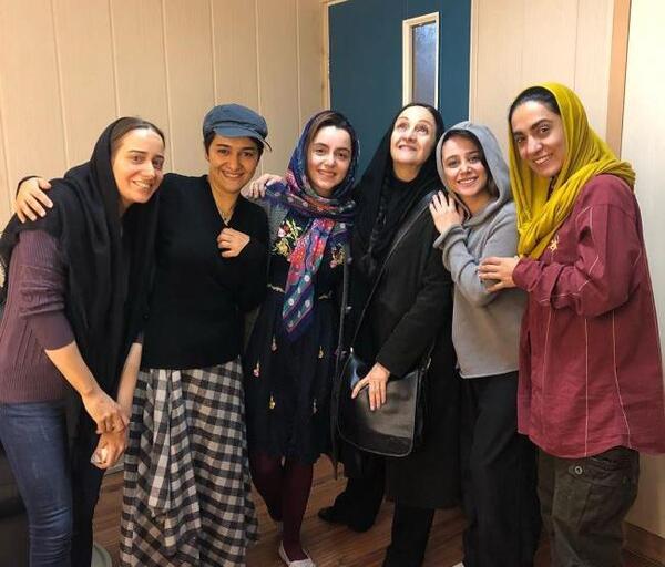 عکس مادر نازنین بیاتی