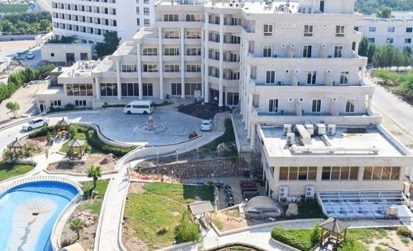 عکس هتل گامبرون کیش