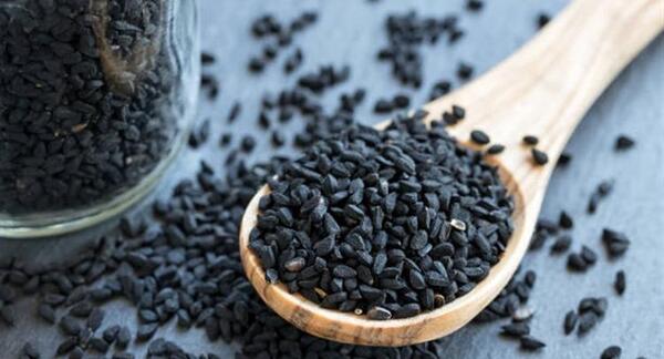 عکس هایی از سیاه دانه