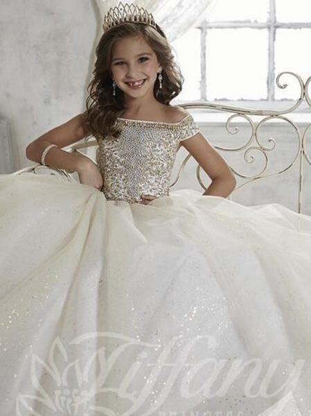 عکس لباس عروس دخترانه پف دار