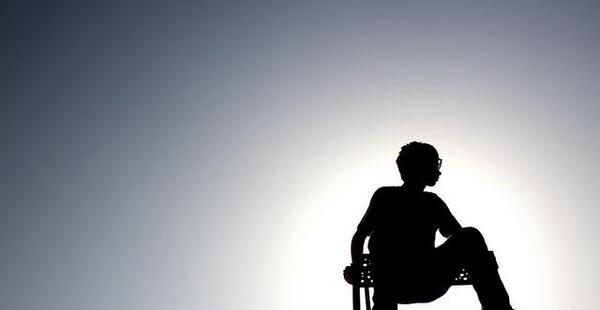 عکس ضد نور در اتلیه