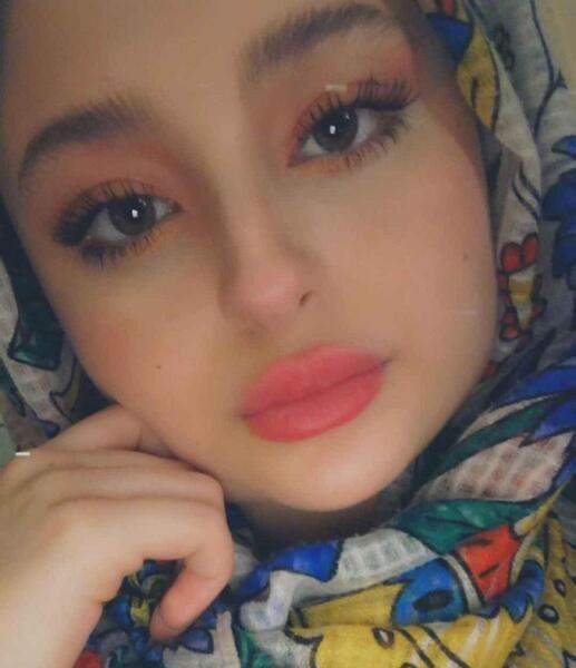 عکس های سارا و نیکا با آرایش غلیظ