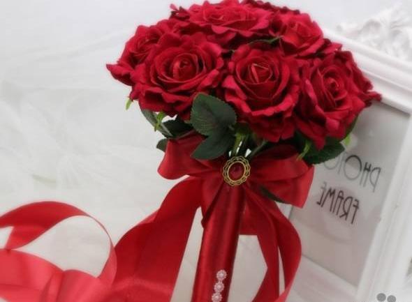 عکس دسته گل قرمز
