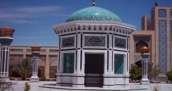عکس حرم برادر امام رضا در طبس