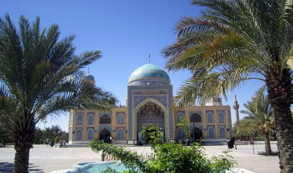 عکس حرم برادر امام رضا در طبس